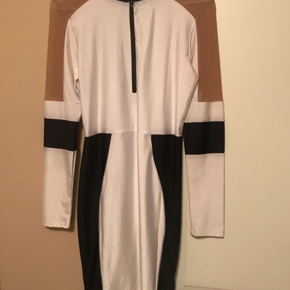Dress - Picture 2 of 2